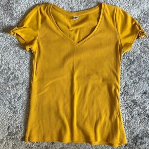 Old Navy v neck  top